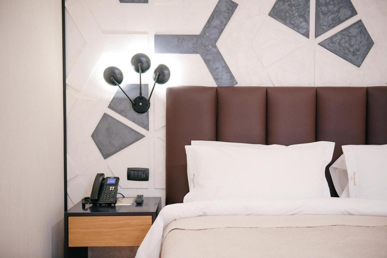 Richmond Hotel Korce Exterior foto